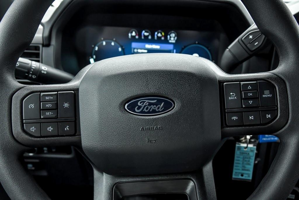 new 2024 Ford F-150 car, priced at $40,593