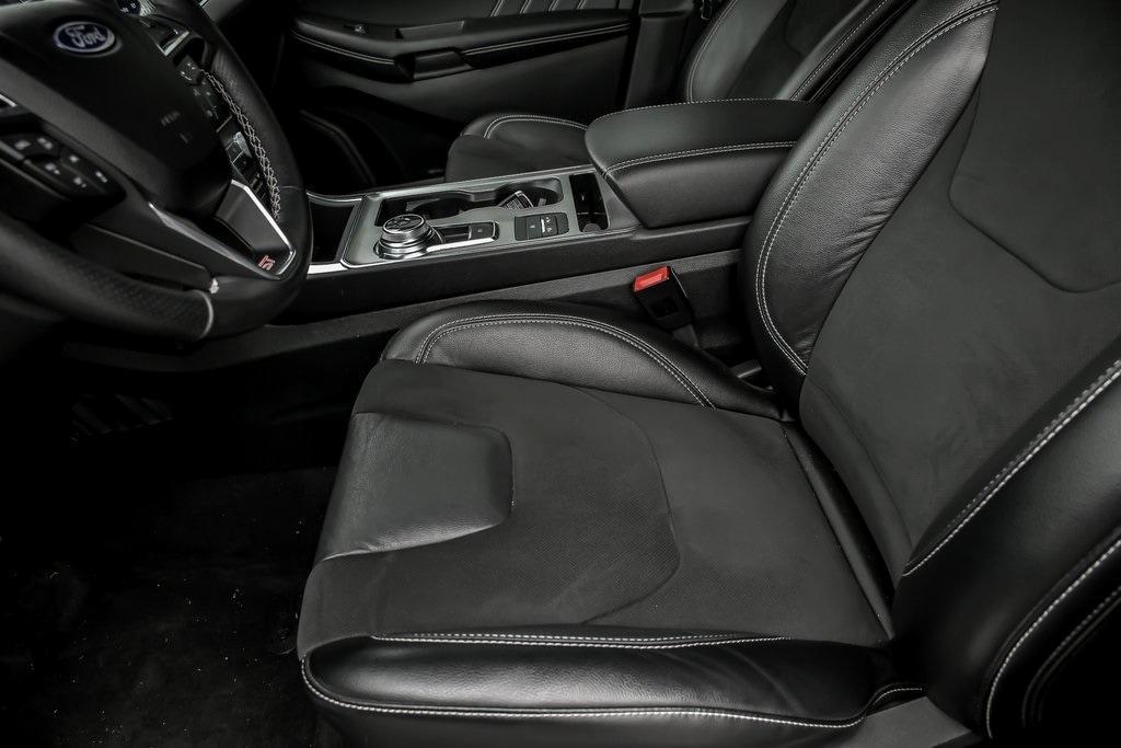 used 2022 Ford Edge car, priced at $30,790