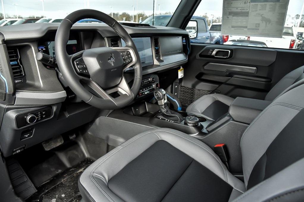 new 2024 Ford Bronco car, priced at $45,587