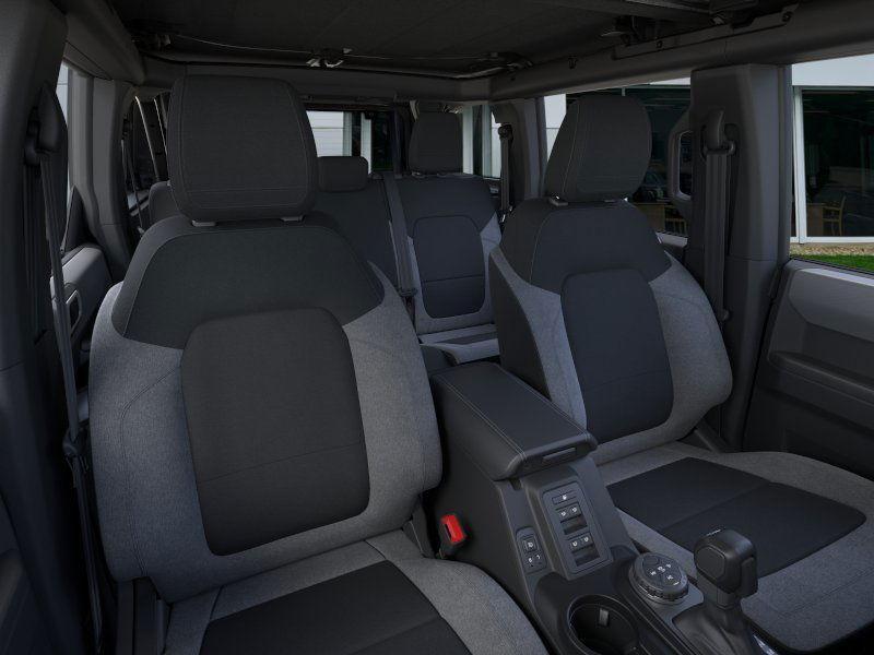 new 2025 Ford Bronco car, priced at $43,027