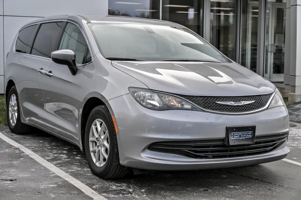 used 2017 Chrysler Pacifica car, priced at $11,690