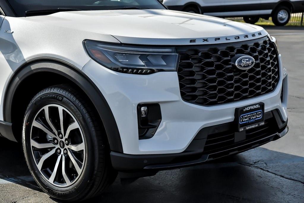 new 2025 Ford Explorer car, priced at $45,150