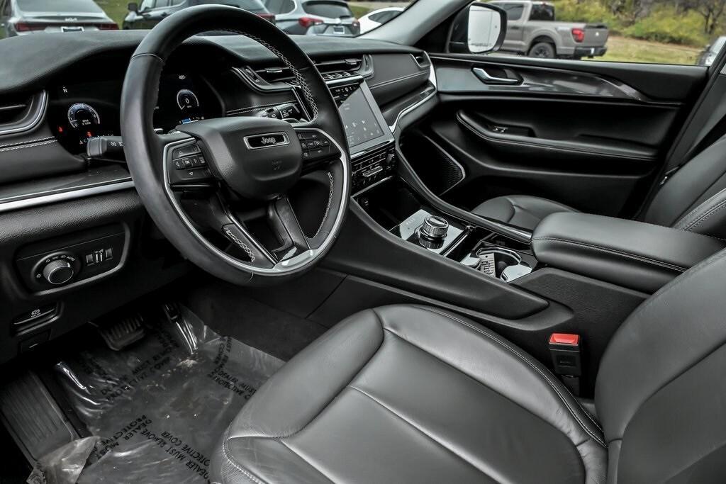 used 2022 Jeep Grand Cherokee car, priced at $26,790