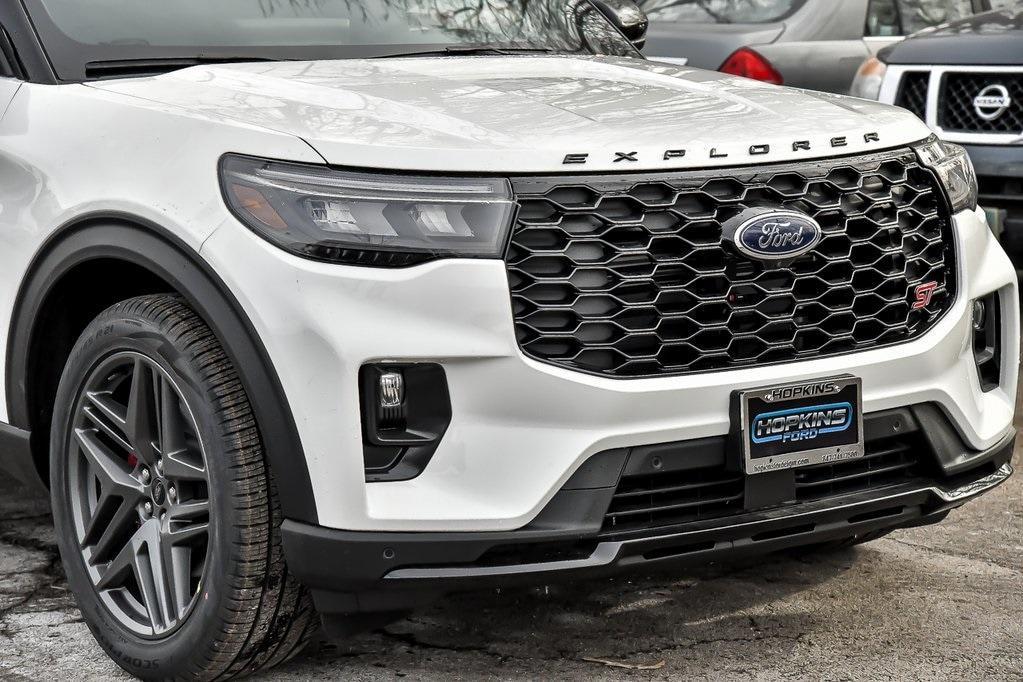 new 2025 Ford Explorer car, priced at $57,253