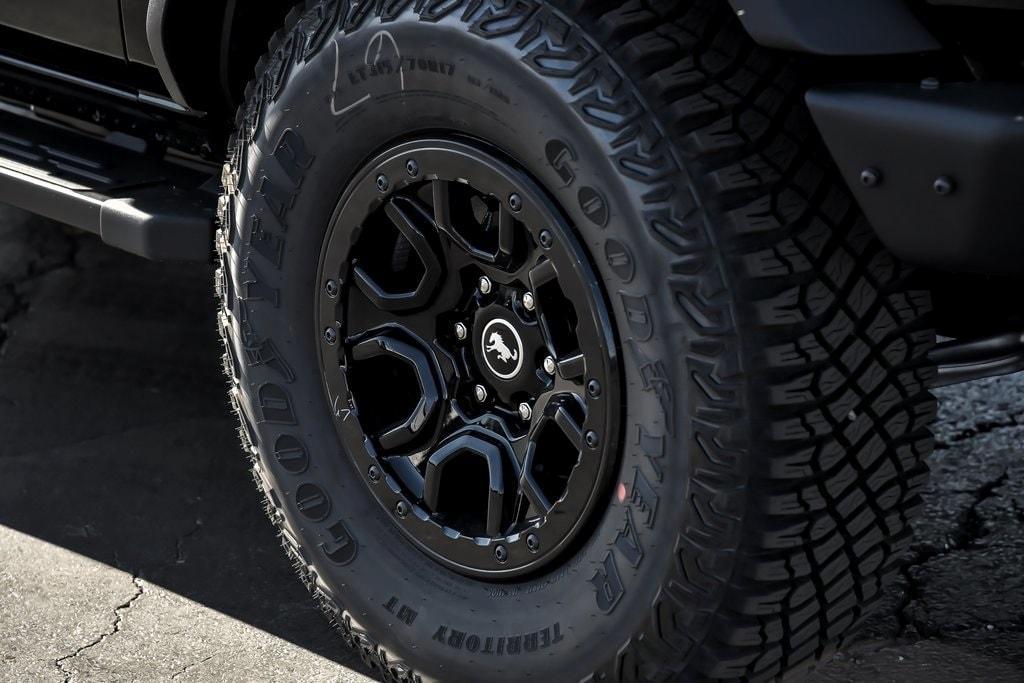 new 2024 Ford Bronco car, priced at $60,005