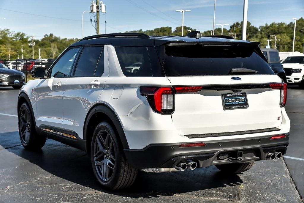 new 2025 Ford Explorer car, priced at $59,456