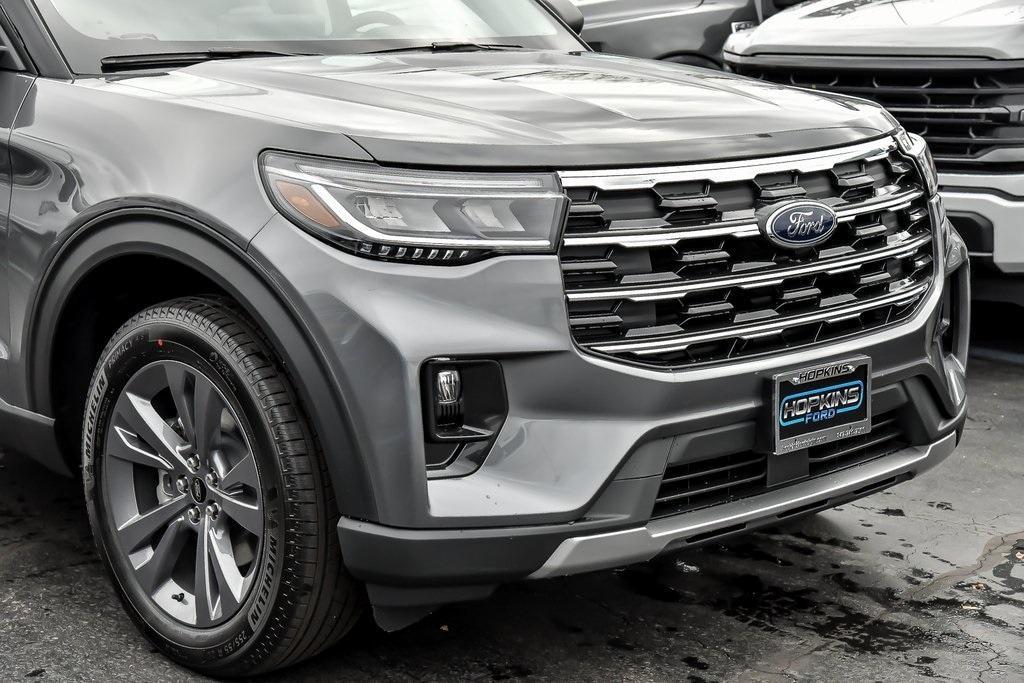 new 2025 Ford Explorer car, priced at $44,447