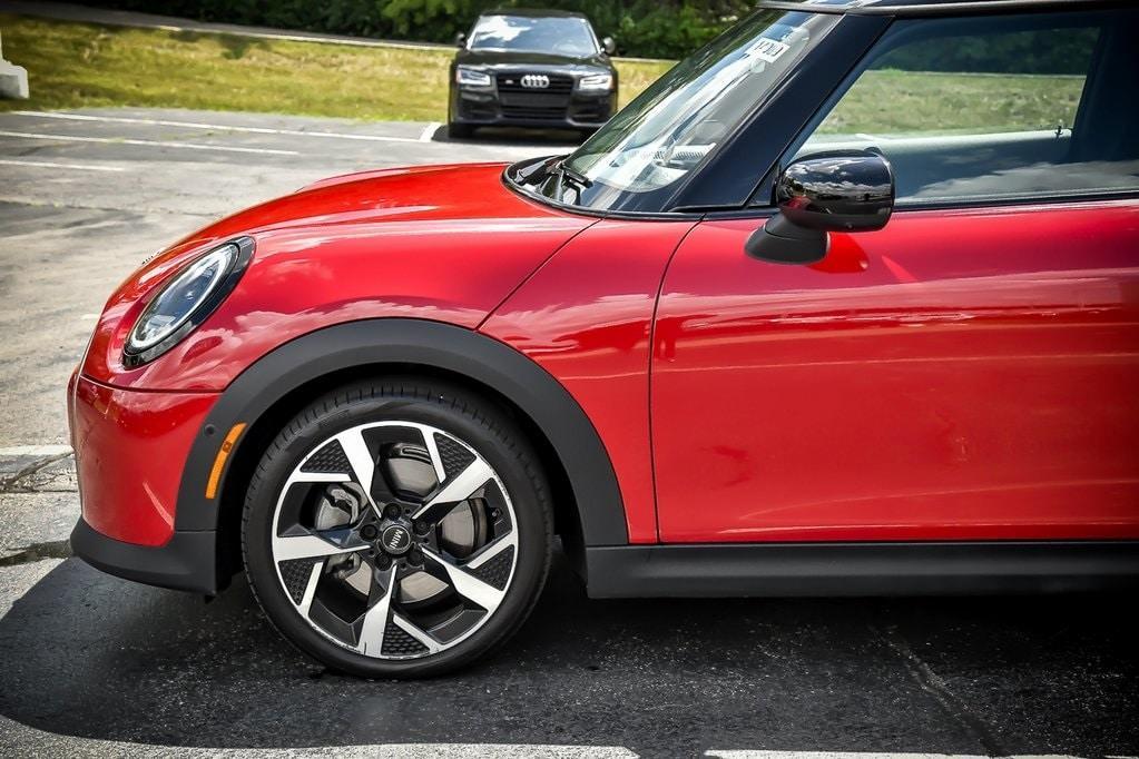 used 2025 MINI Hardtop car, priced at $32,290