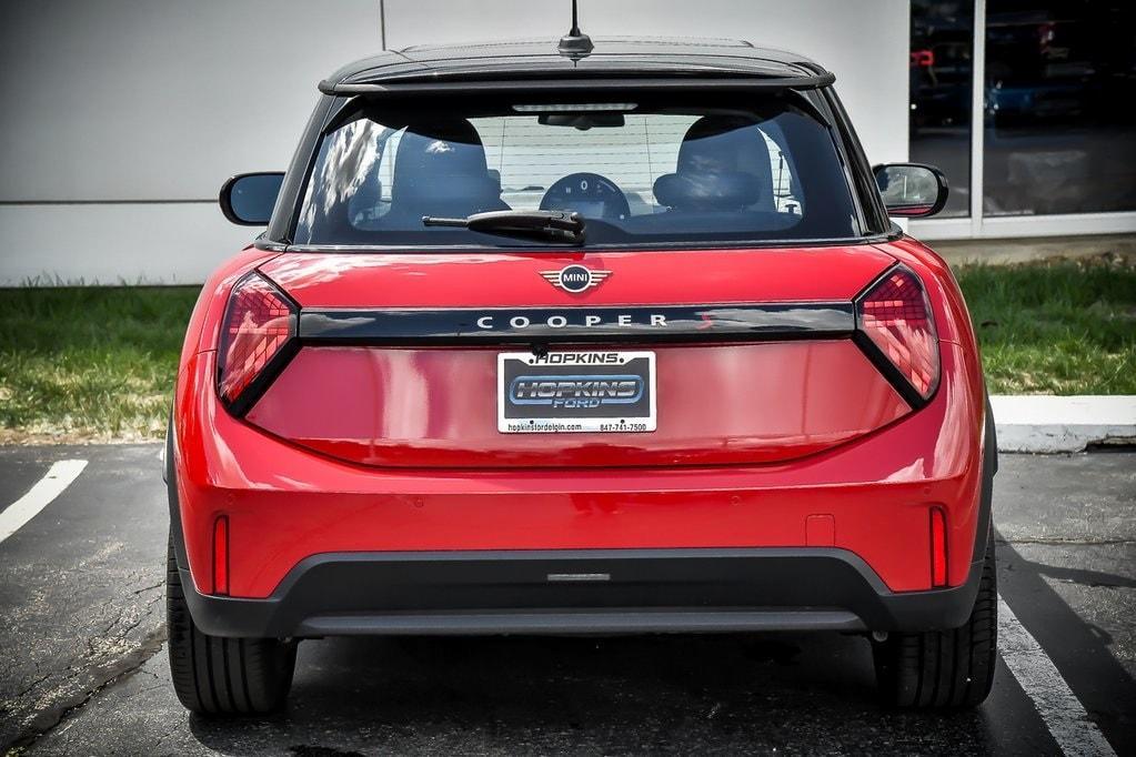 used 2025 MINI Hardtop car, priced at $32,290