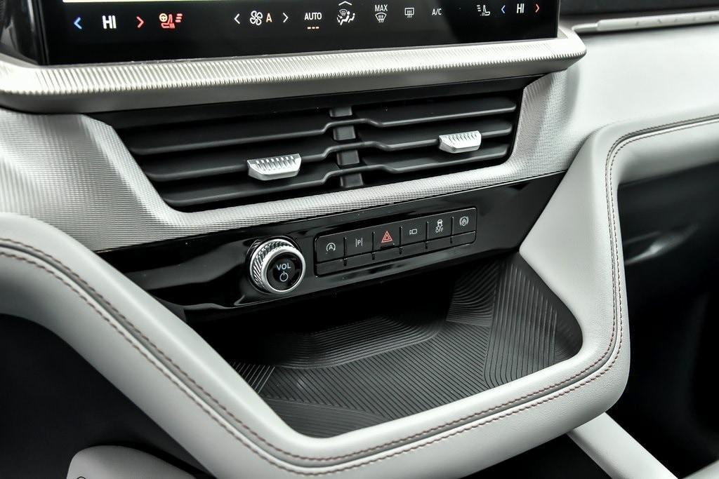new 2025 Ford Explorer car, priced at $44,041