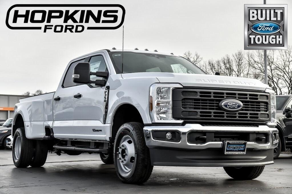 new 2025 Ford F-350 car, priced at $66,747