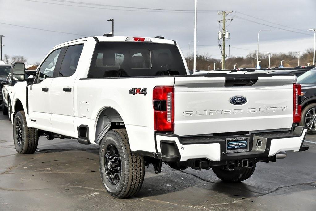 new 2024 Ford F-250 car, priced at $62,472