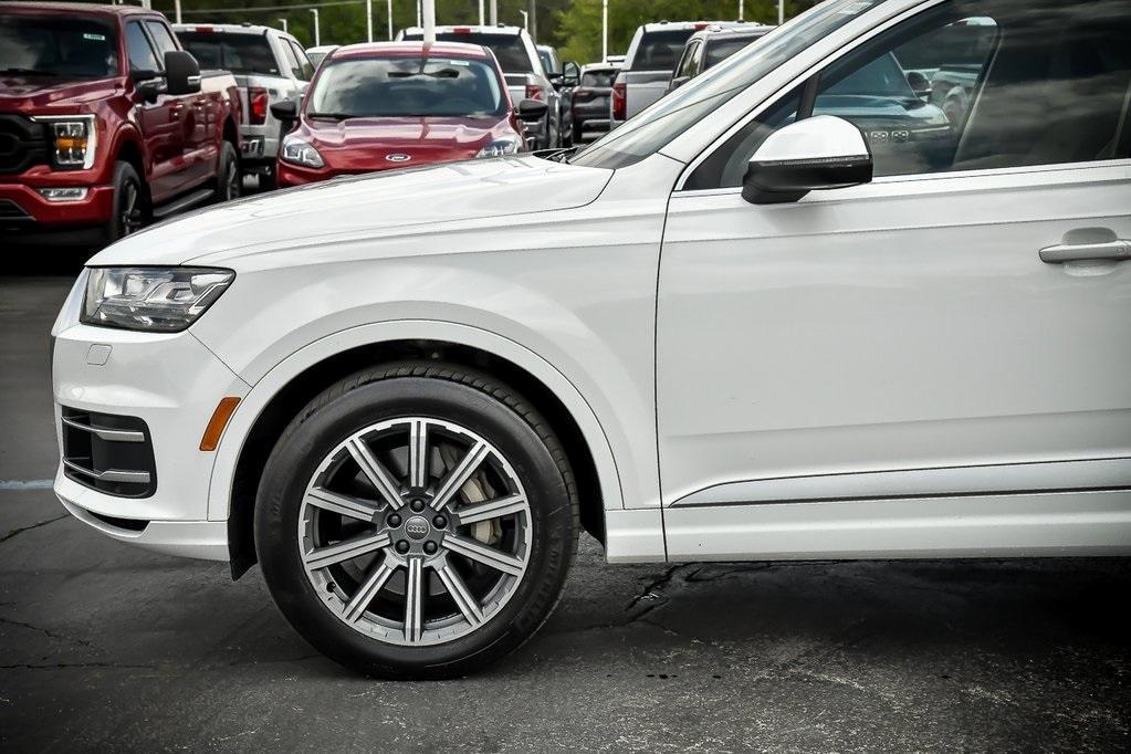 used 2019 Audi Q7 car, priced at $22,490