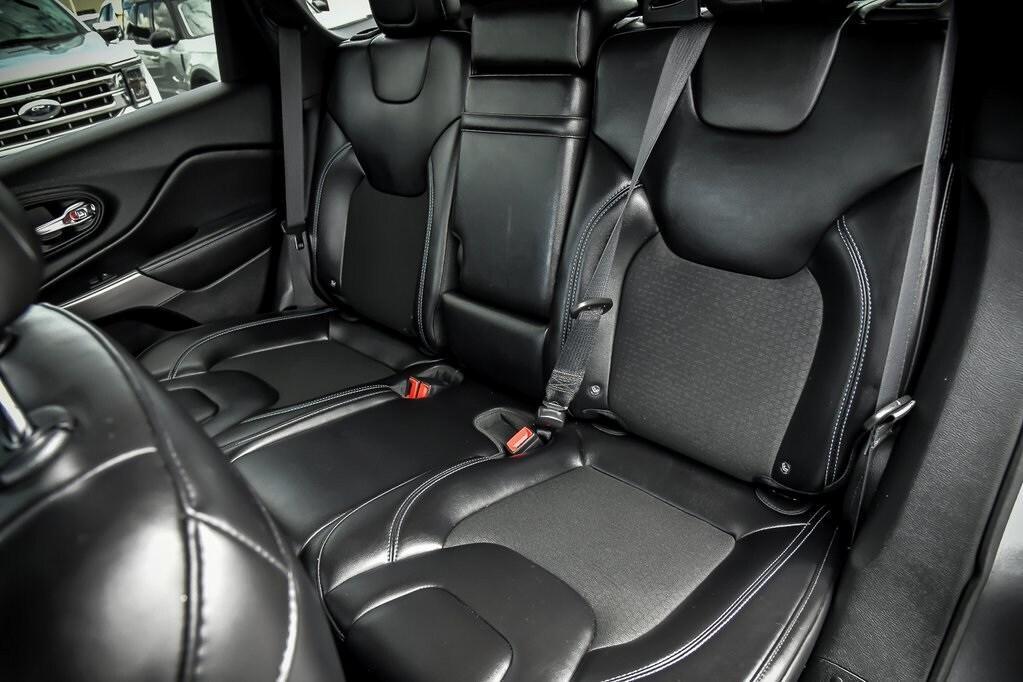 used 2019 Jeep Cherokee car, priced at $12,990