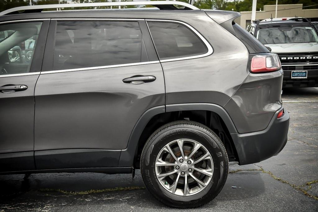 used 2019 Jeep Cherokee car, priced at $12,990