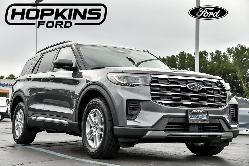 new 2025 Ford Explorer car, priced at $39,484