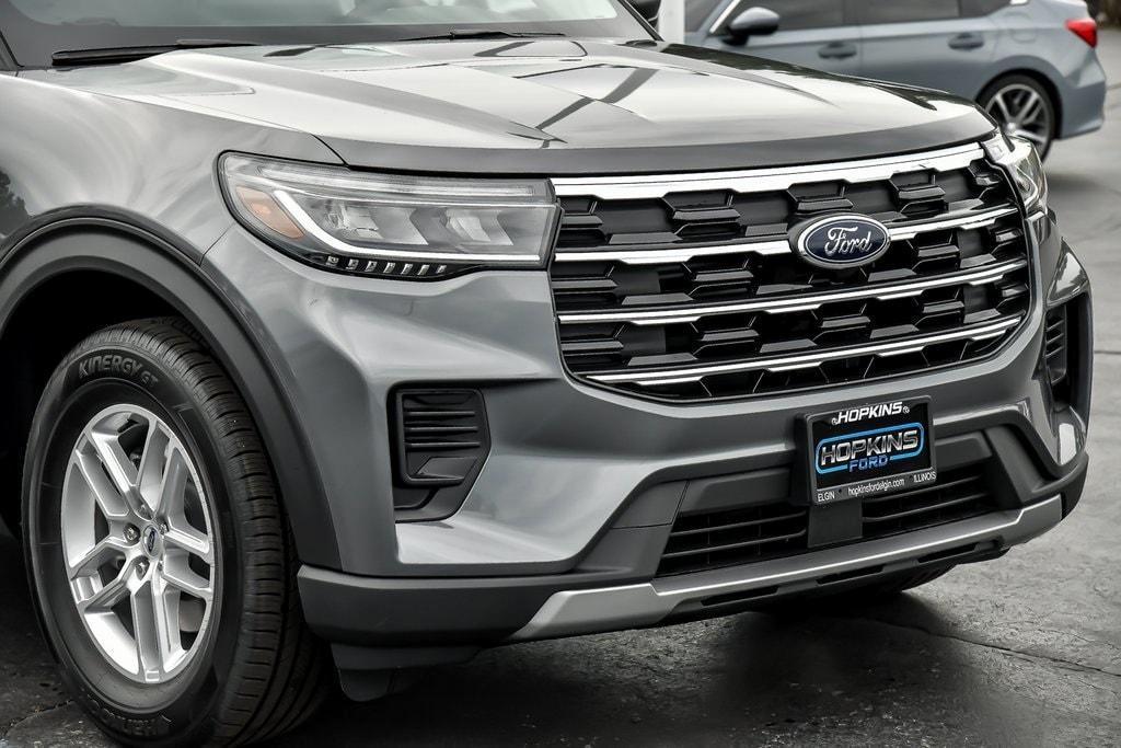 new 2025 Ford Explorer car, priced at $39,873