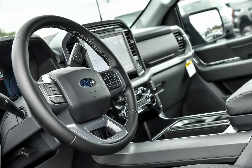 new 2024 Ford F-150 car, priced at $52,727