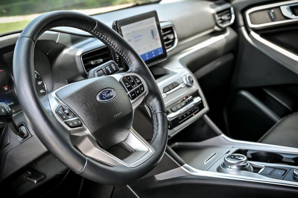 used 2022 Ford Explorer car, priced at $32,290