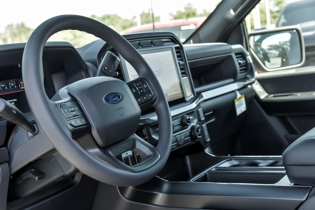 new 2024 Ford F-150 car, priced at $49,605