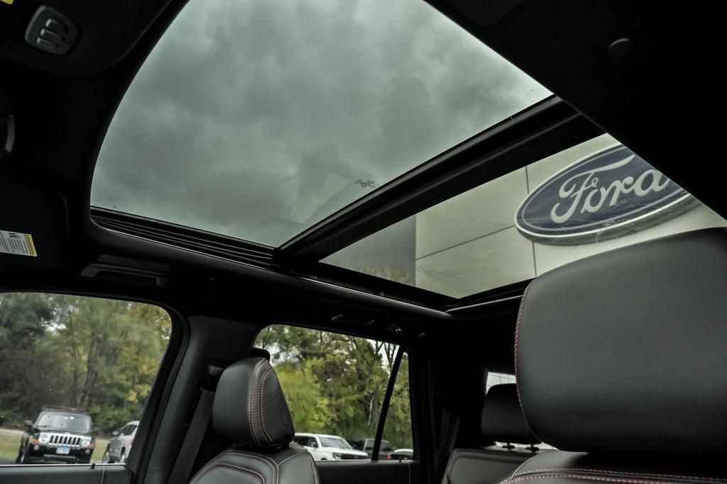 used 2022 Ford Expedition Max car, priced at $55,990