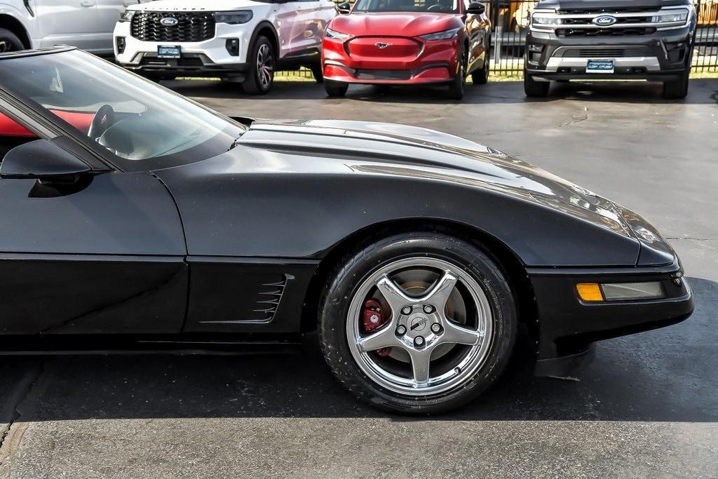 used 1995 Chevrolet Corvette car, priced at $13,750