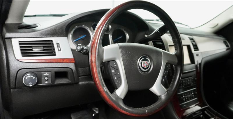used 2013 Cadillac Escalade car, priced at $16,495