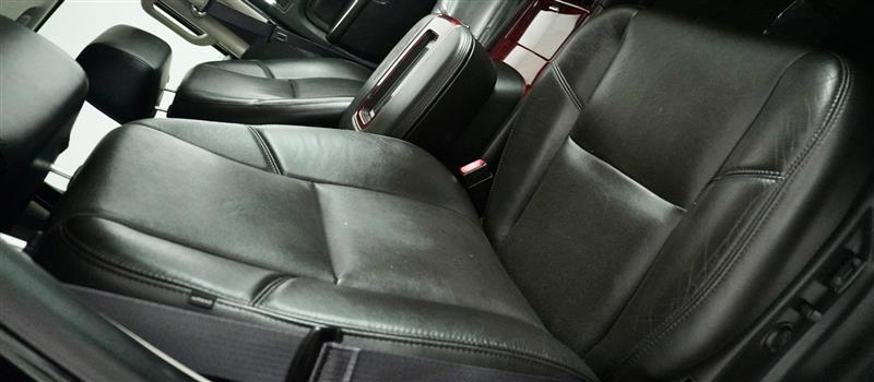 used 2013 Cadillac Escalade car, priced at $16,495