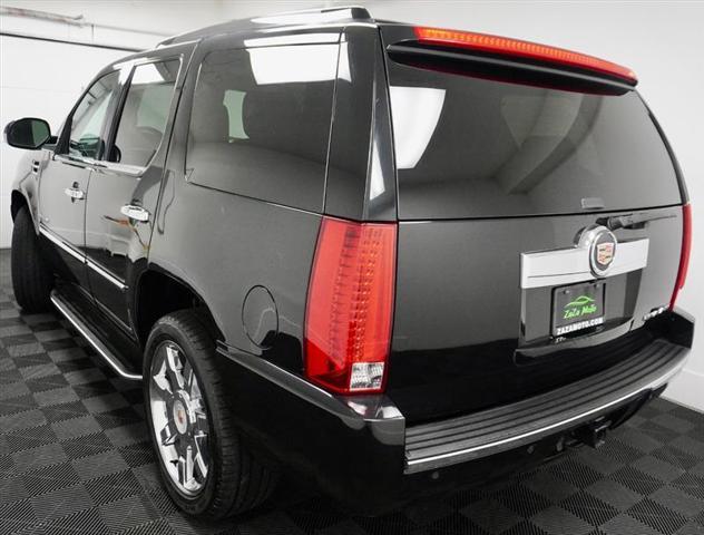 used 2013 Cadillac Escalade car, priced at $16,495