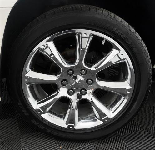 used 2008 Chevrolet Suburban car, priced at $13,995