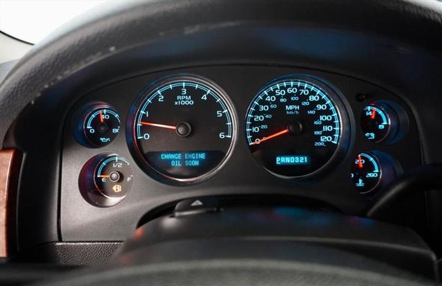 used 2008 Chevrolet Suburban car, priced at $13,995
