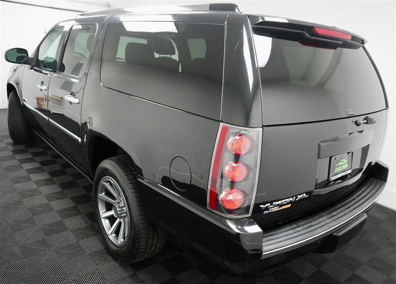 used 2014 GMC Yukon XL car, priced at $10,395