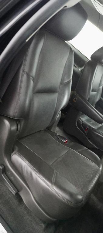 used 2014 GMC Yukon XL car, priced at $10,395