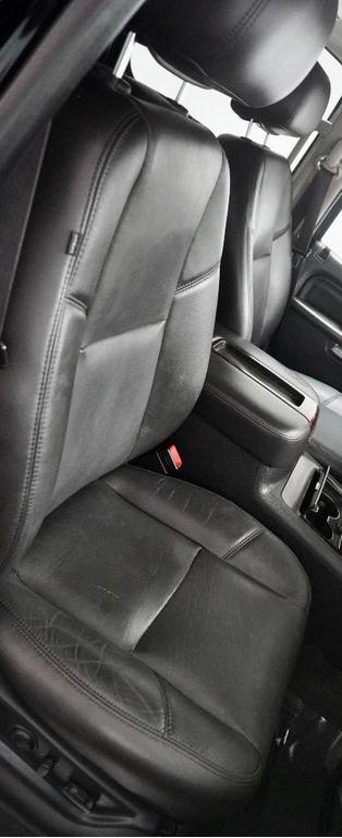 used 2014 GMC Yukon XL car, priced at $10,395
