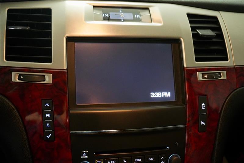 used 2013 Cadillac Escalade car, priced at $11,495
