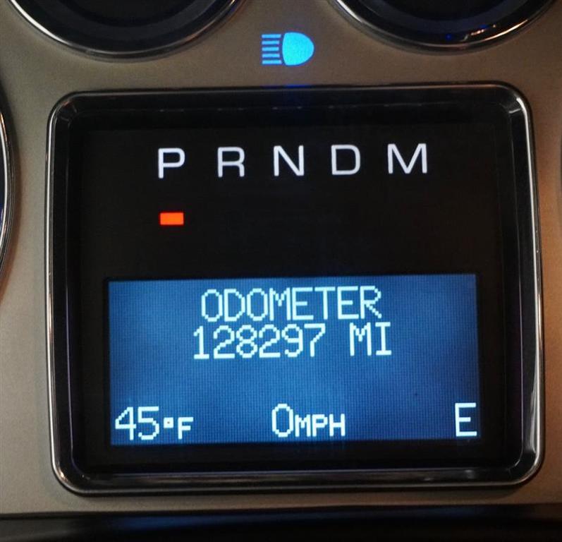 used 2013 Cadillac Escalade car, priced at $11,495