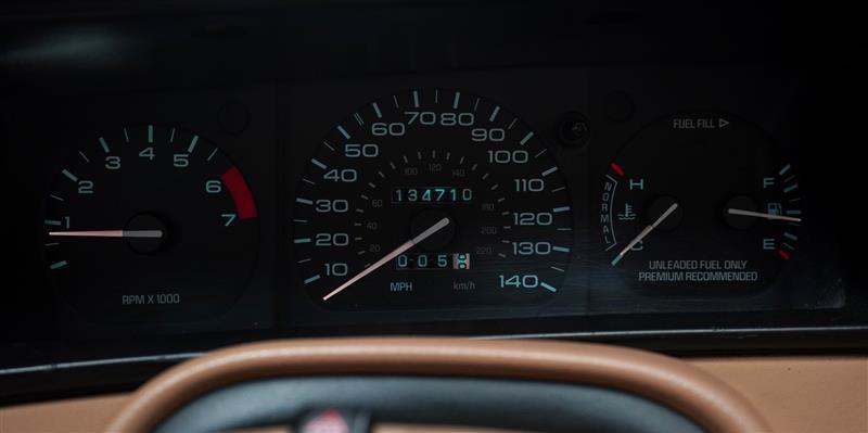 used 1994 Lincoln Continental car, priced at $6,995