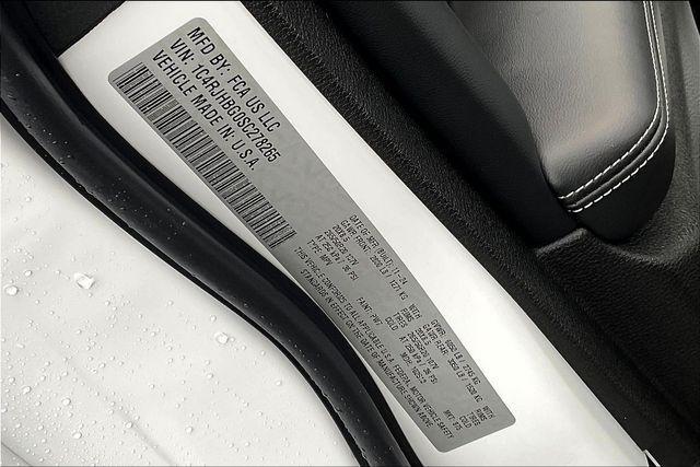 new 2025 Jeep Grand Cherokee car, priced at $41,935