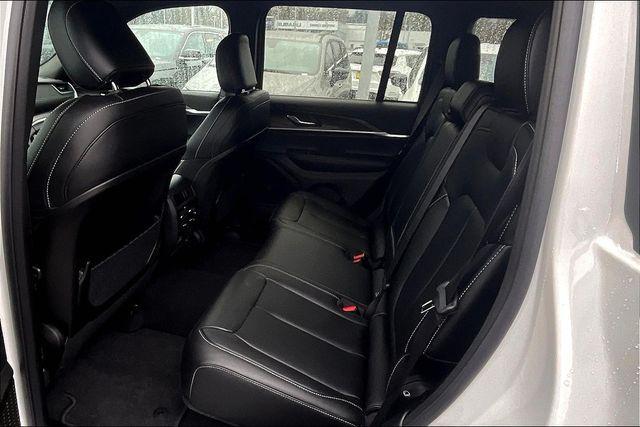 new 2025 Jeep Grand Cherokee car, priced at $41,935