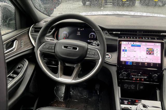 new 2025 Jeep Grand Cherokee car, priced at $41,935