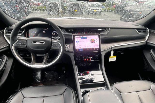 new 2025 Jeep Grand Cherokee car, priced at $41,935