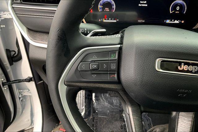 new 2025 Jeep Grand Cherokee car, priced at $41,935