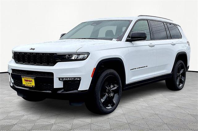 new 2024 Jeep Grand Cherokee L car, priced at $54,035