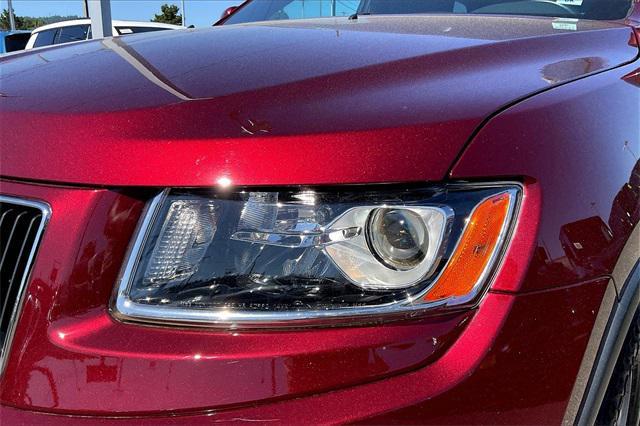 used 2016 Jeep Grand Cherokee car, priced at $15,988