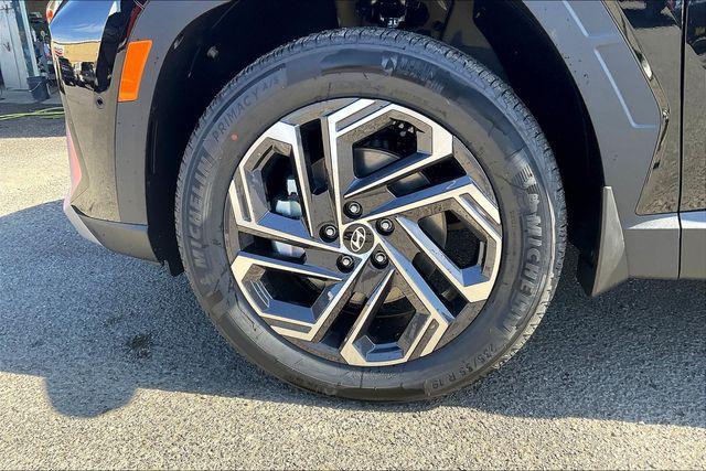 new 2025 Hyundai TUCSON Hybrid car, priced at $38,640