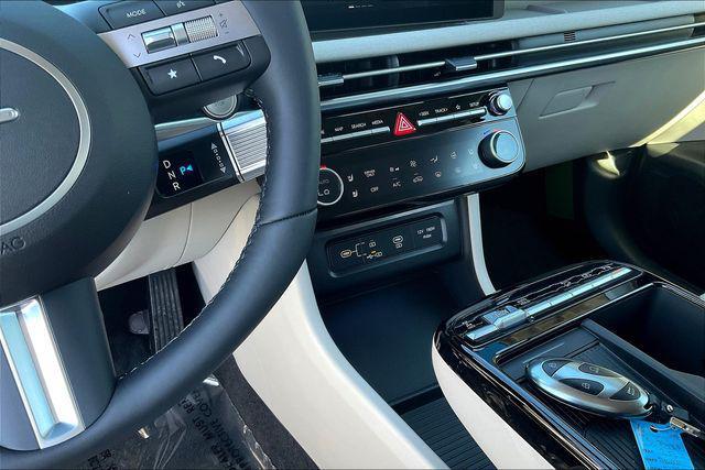 new 2025 Hyundai TUCSON Hybrid car, priced at $38,640