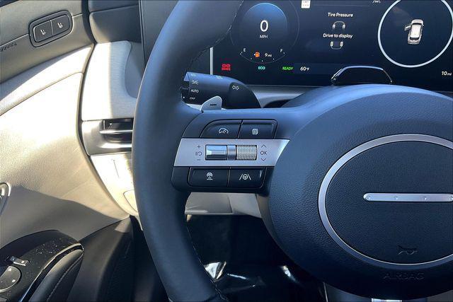 new 2025 Hyundai TUCSON Hybrid car, priced at $38,640