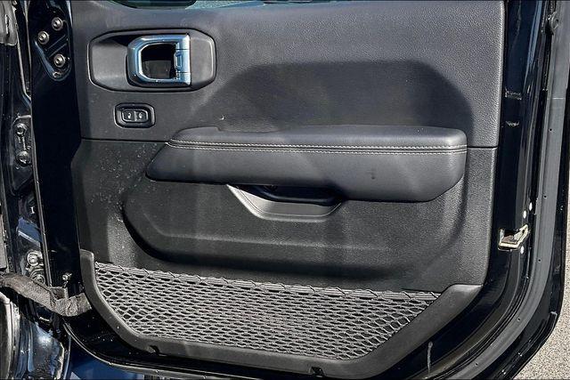used 2022 Jeep Gladiator car, priced at $31,991