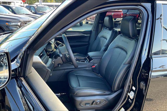 new 2025 Jeep Grand Cherokee L car, priced at $60,080