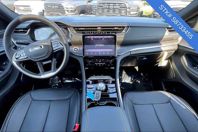 new 2025 Jeep Grand Cherokee L car, priced at $60,080